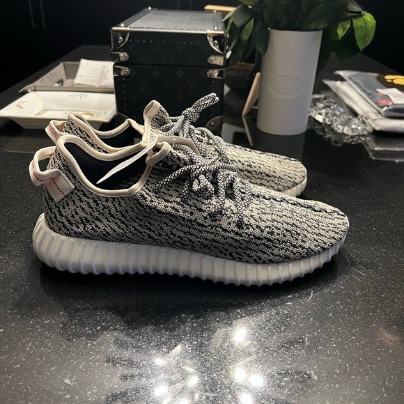 Adidas Yeezy Boost Mens Sz 12 NWT - Picture 5 of 9